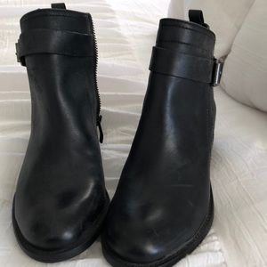 Vince camuto booties